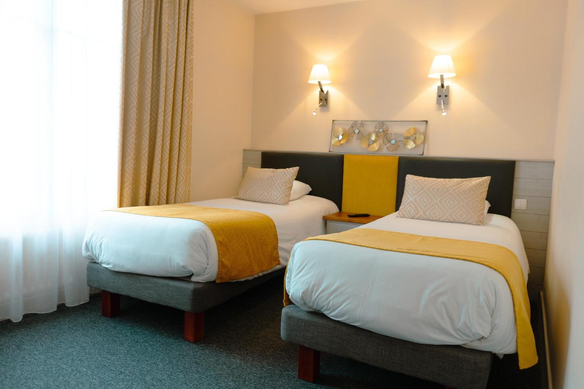 שאמברי Hotel Spa & Restaurant O Pervenches מראה חיצוני תמונה